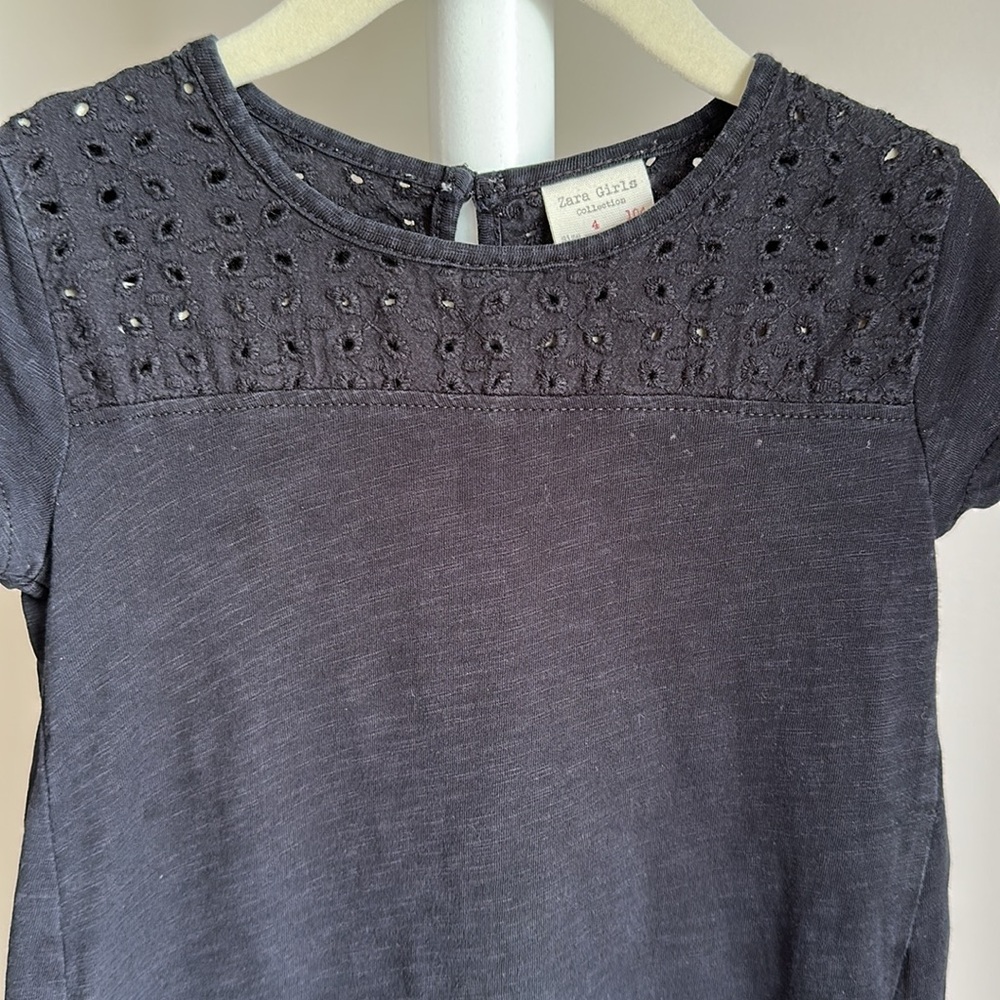 Zara Short Sleeve Eyelet Top Size 4 - Picture 2 of 8
